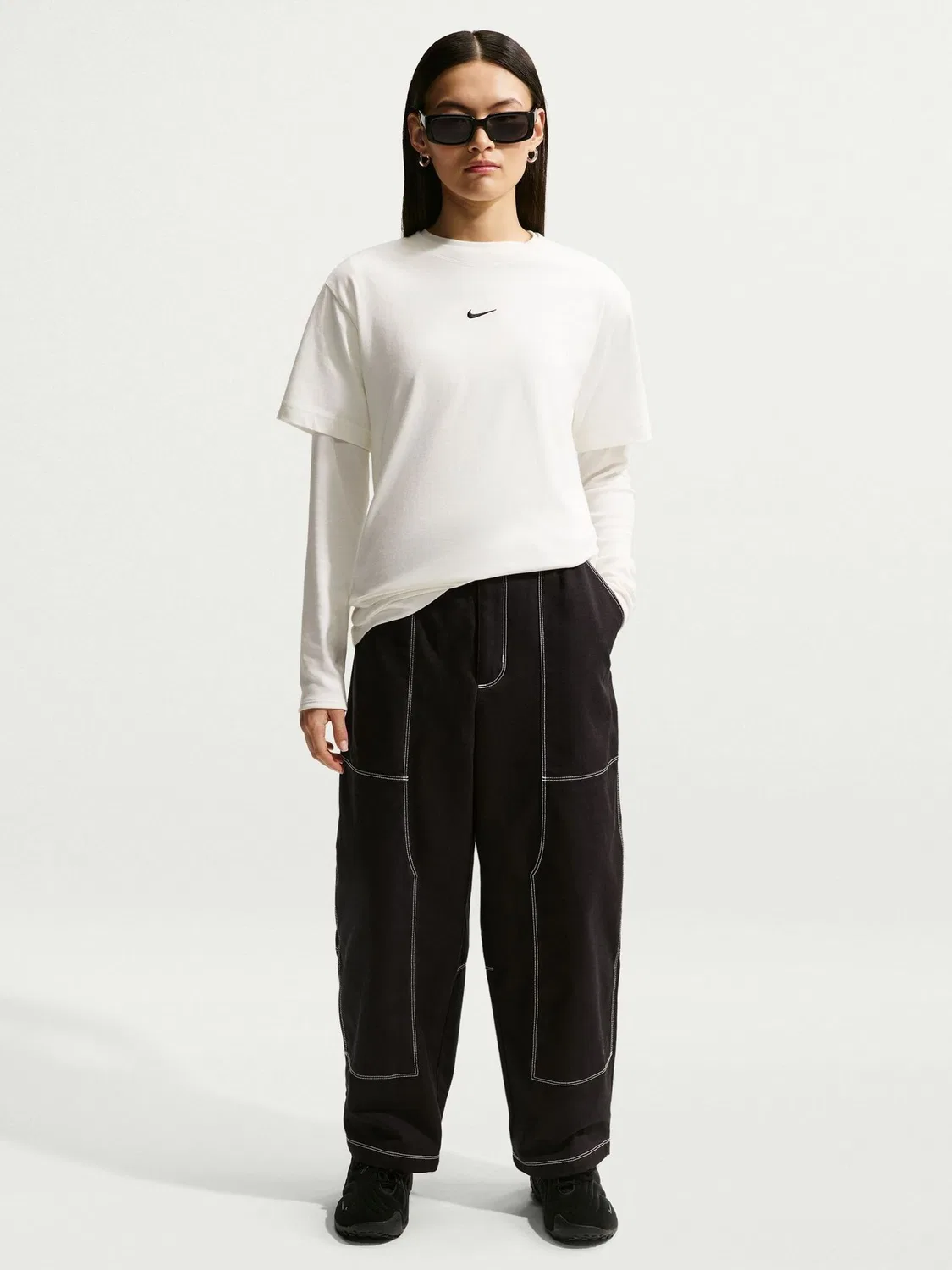 Футболка оверсайз Nike Sportswear Essential, парусный нейтральный — фото 2