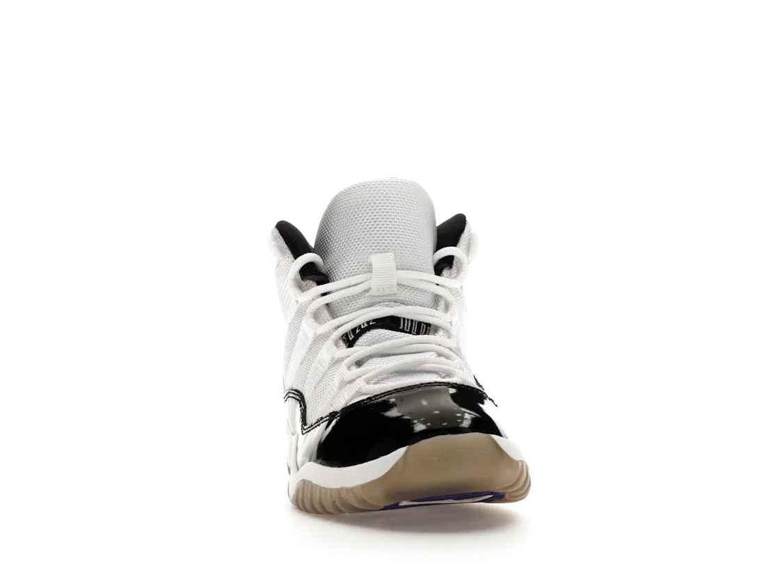 Детские кроссовки Lifestyle Jordan 11 Retro Jordan, White/Black-Dark Concord — фото 2