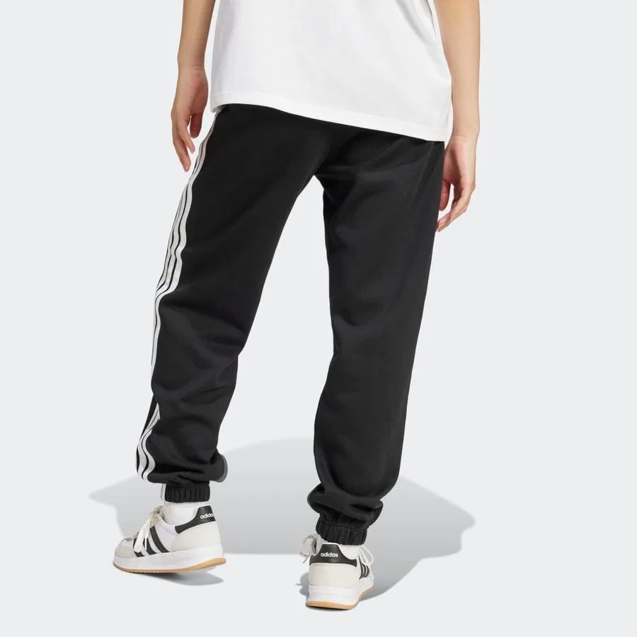 Женские спортивные брюки с эластичным поясом и карманами adidas W 3S FL C PT JE1276, Черный — фото 2