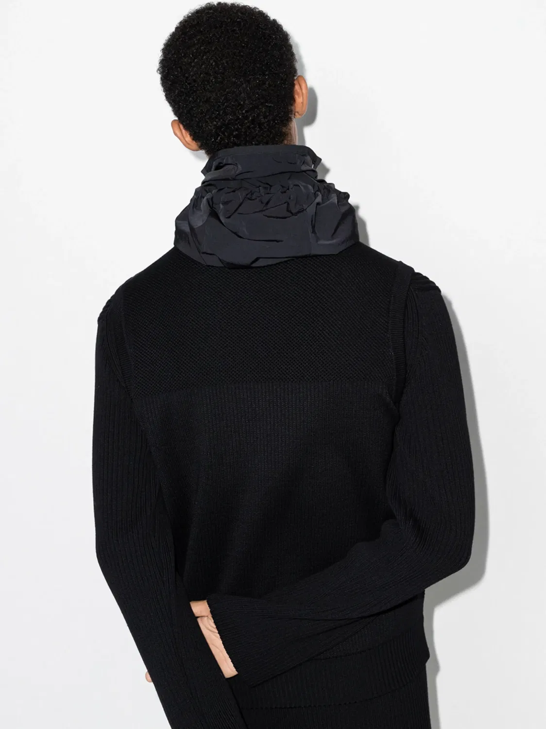 Жилет Hybridge Knit Canada Goose, черный — фото 3
