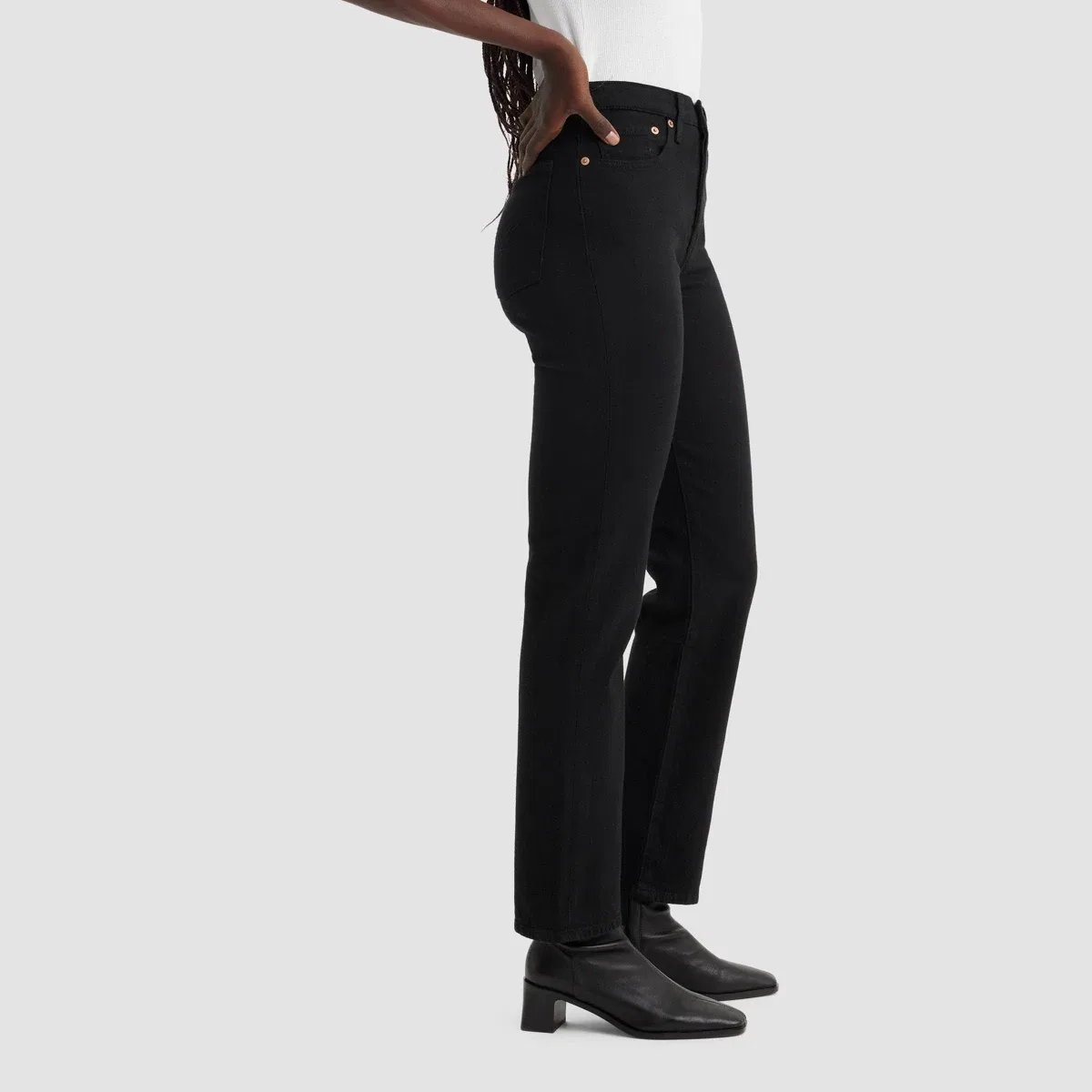 Женские джинсы с высокой посадкой Wedgie Straight Cropped Levi's, Soft Black — фото 2