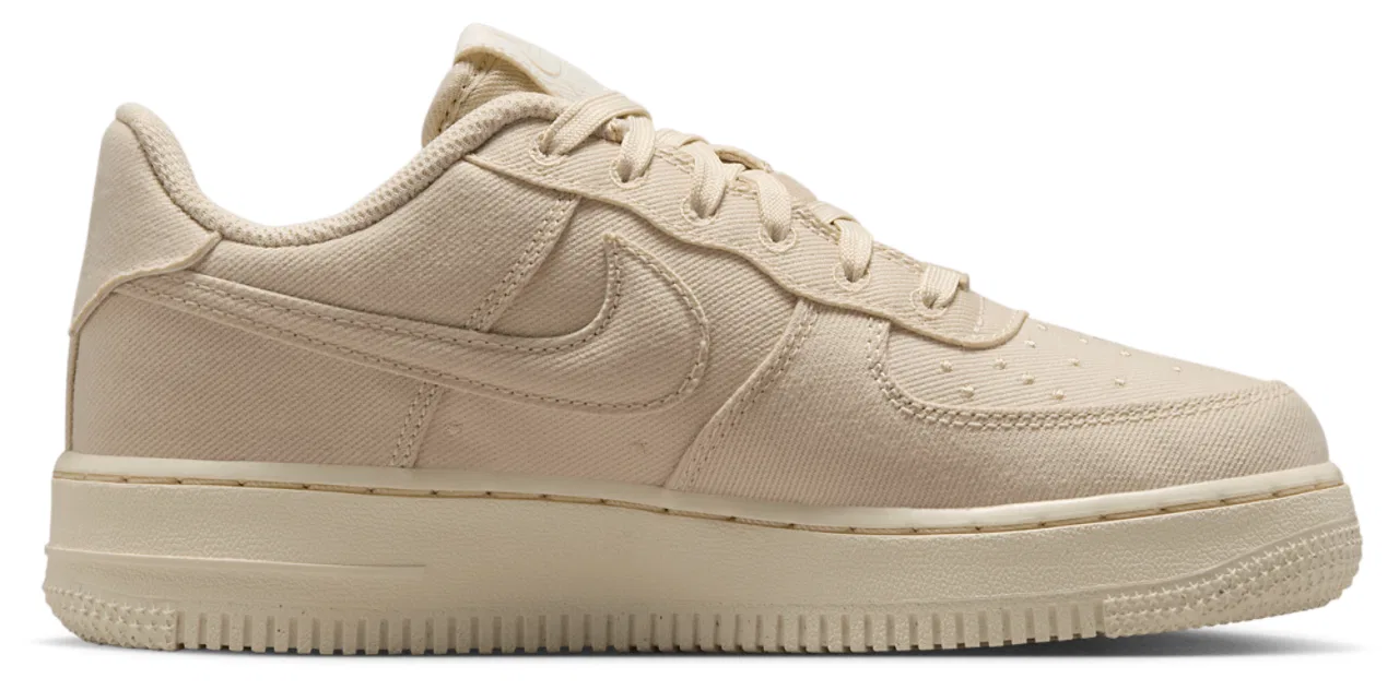 Детские кеды с верхом из канваса Nike Air Force 1 KI Canvas, Beach/Coconut Milk/Beach