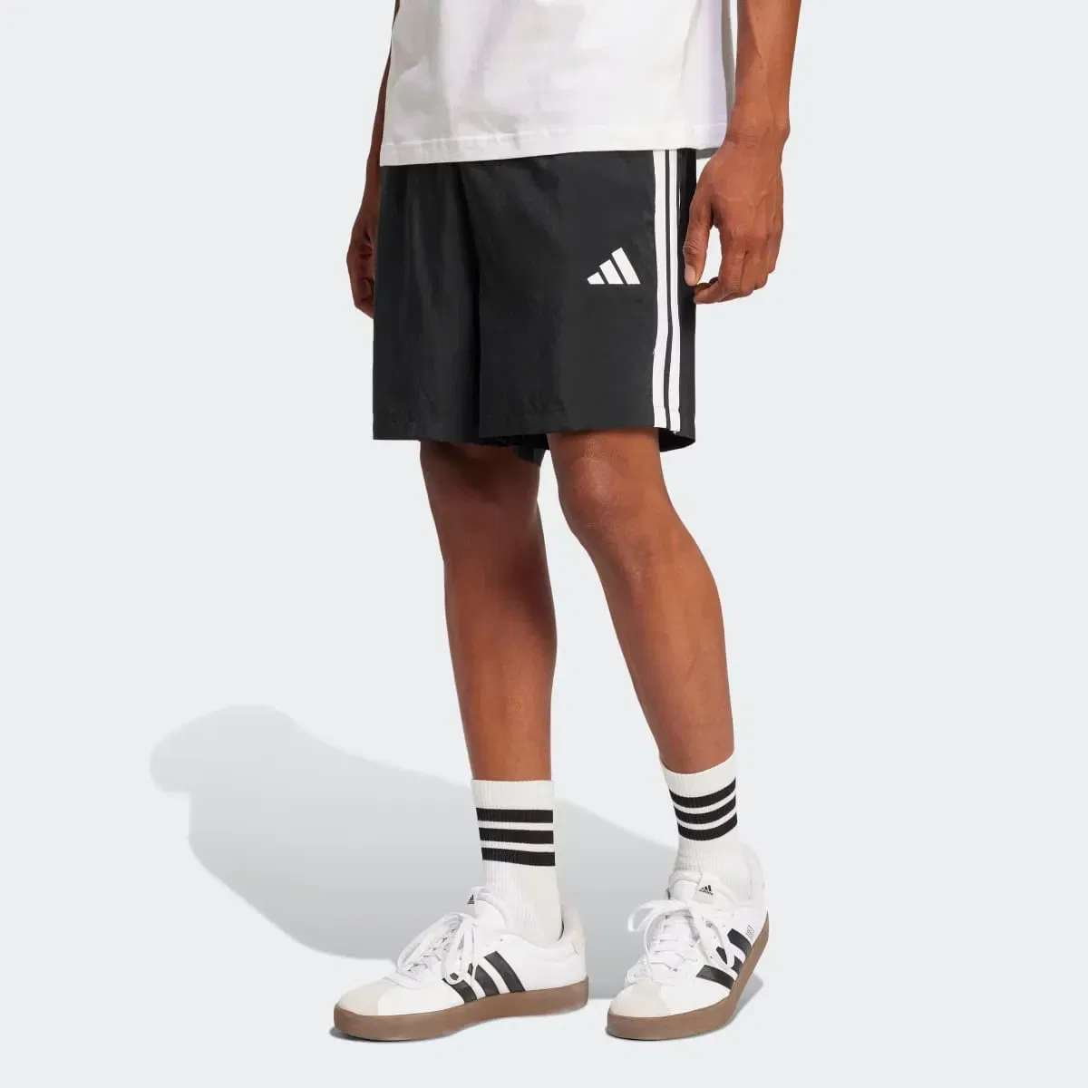 Мужские шорты Essentials Chelsea с тремя полосками adidas, Черный