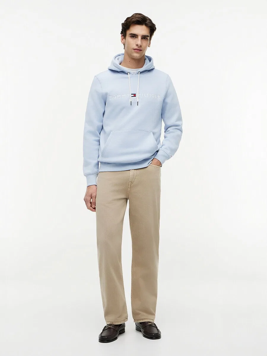 Толстовка TOMMY HILFIGER стандартного кроя с вышитым логотипом и гибким шнурком, темно-синего и светло-голубого цвета — фото 3
