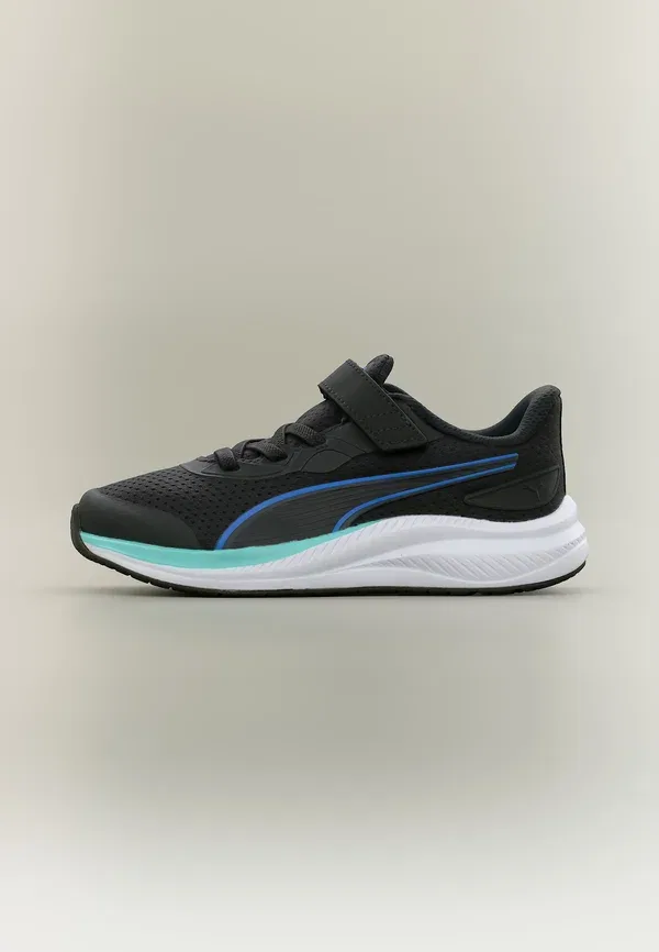 Беговые кроссовки с защитой от холода Skyrocket 2 Puma, black/ultra blue/white, белый/черный/синий