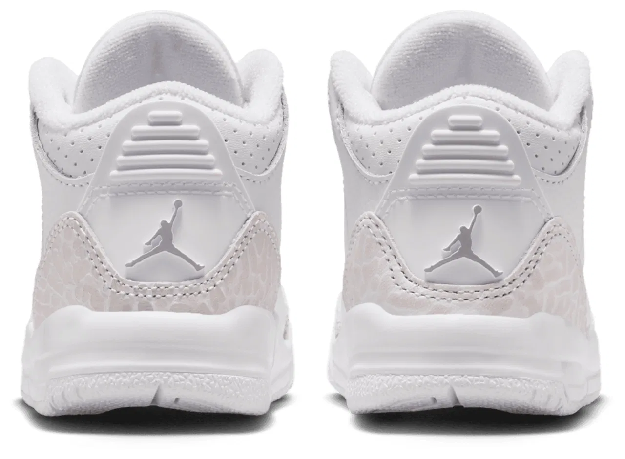 Кроссовки для мальчиков Retro 3 Jordan, цвет Metallic Silver/White/White — фото 3