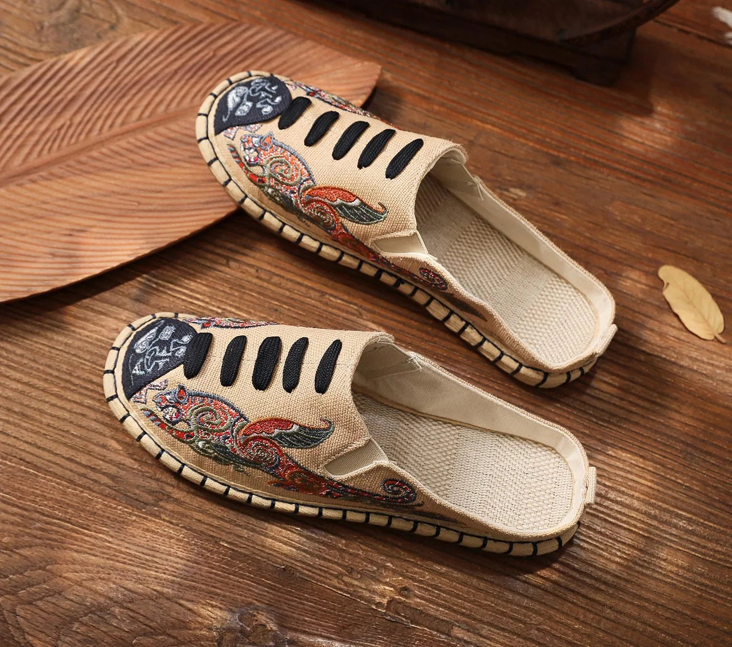 Детские туфли с вышивкой Old Beijing Chinese Cloth Shoes GHAKKE, Beige 01 — фото 4