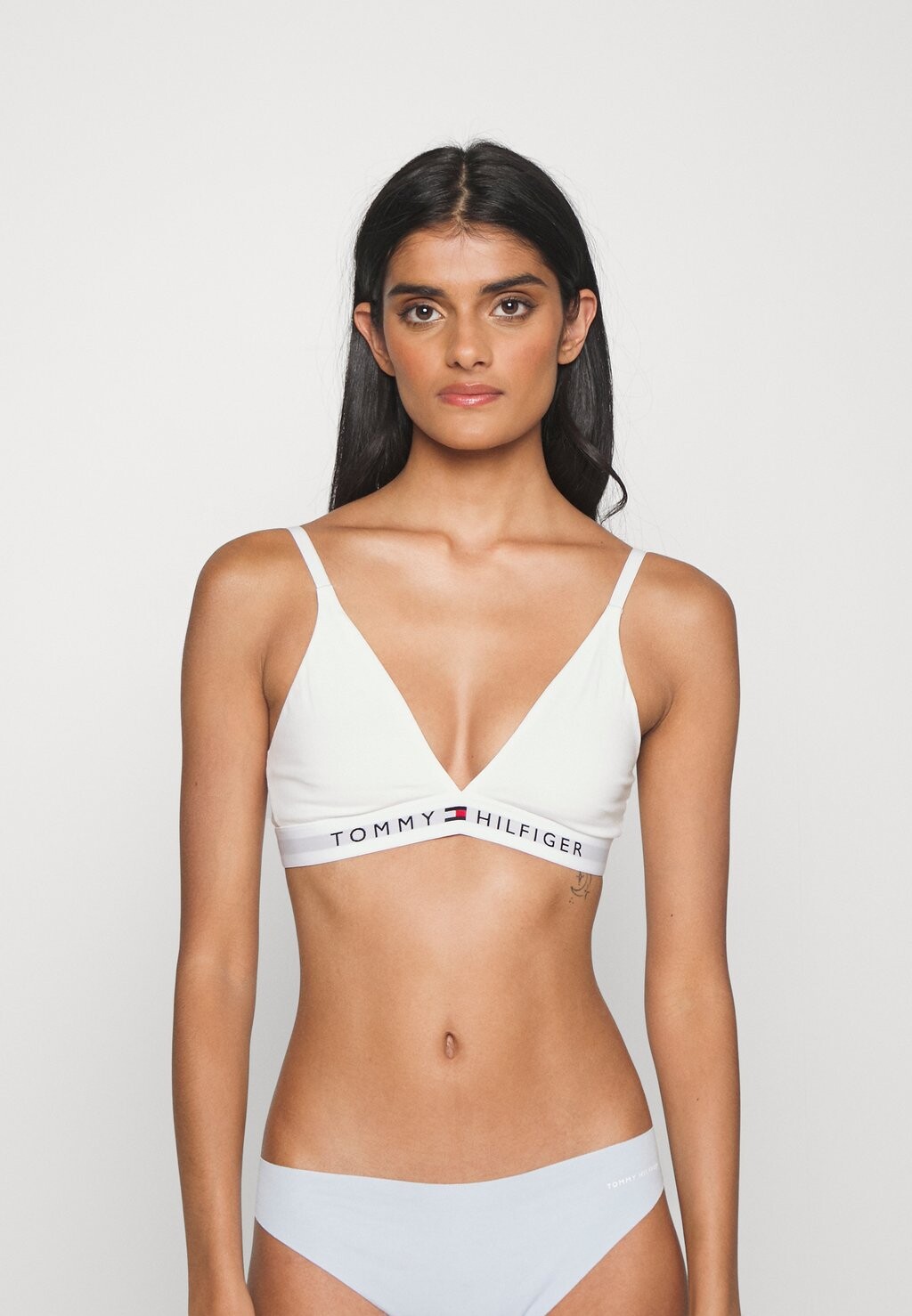 

Бюстгальтер с треугольными чашечками Tommy Hilfiger, белый