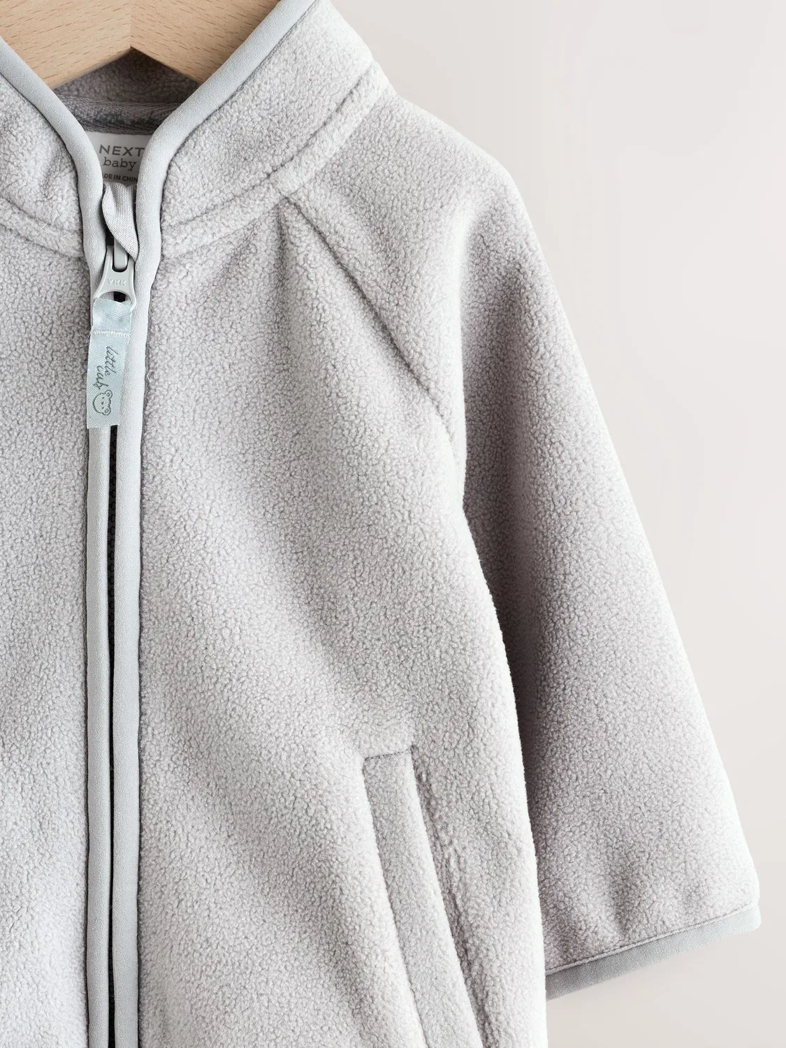 Флисовая куртка на молнии, Micro Fleece Next, серый — фото 3