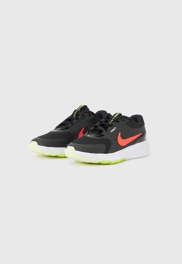 Кроссовки для бега с защитой от холода Star runner Nike Performance, Black/Bright Crimson/Anthracite/Volt Tint, черный/бордовый — фото 2