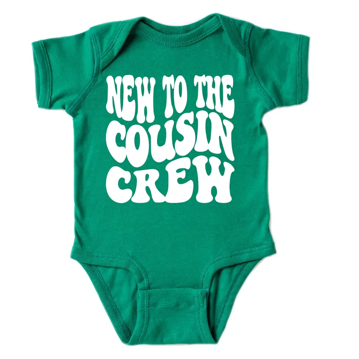 Детское боди с коротким рукавом с принтом New To The Cousin Crew The Juniper Shop, Kelly