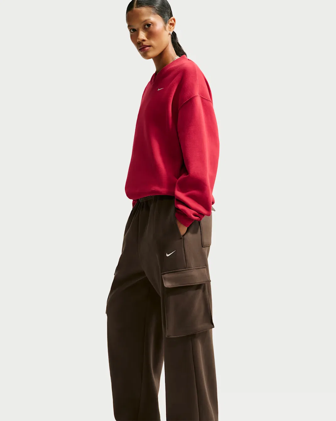 Женские брюки-карго свободного кроя с высокой посадкой Nike Studio Fleece Medium Weight, Dark Hazel/Sail — фото 4