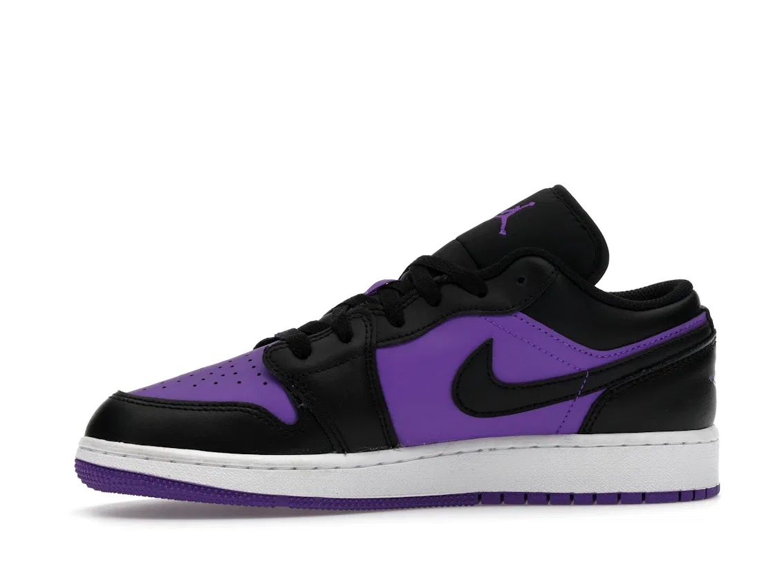 Детские кроссовки с замшевым верхом Jordan 1 Low, Purple Venom/Black/White — фото 3