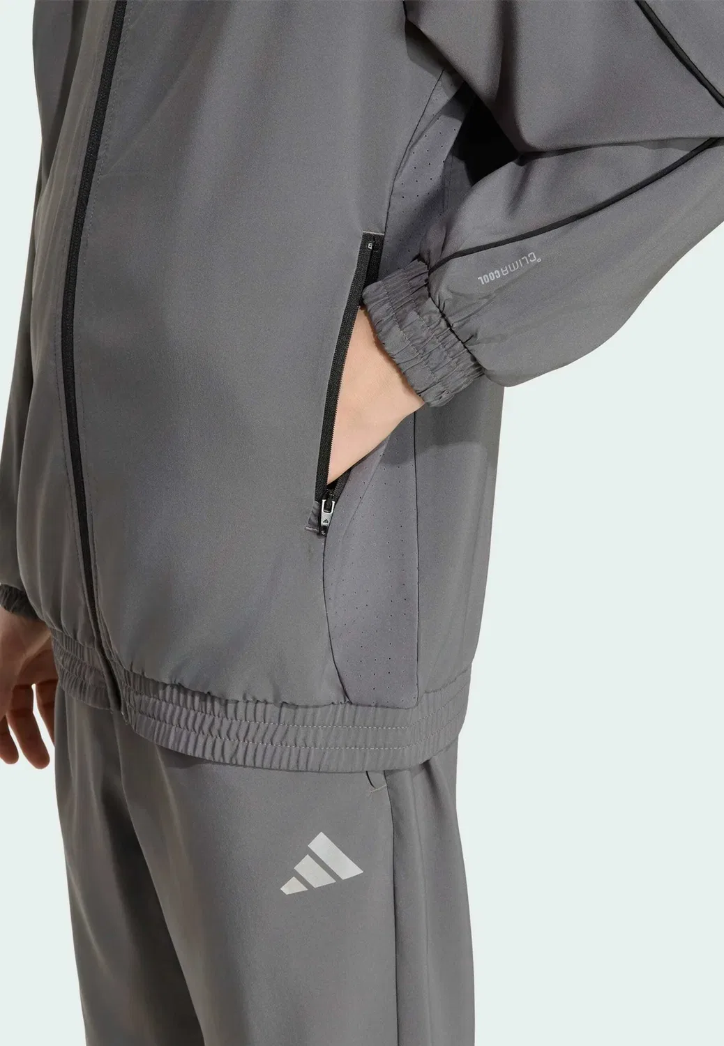 Спортивная куртка в стиле Tech Apparel, унисекс, для тренировок Adidas Sportswear, Grey Five Grey Five Reflective Silver — фото 3