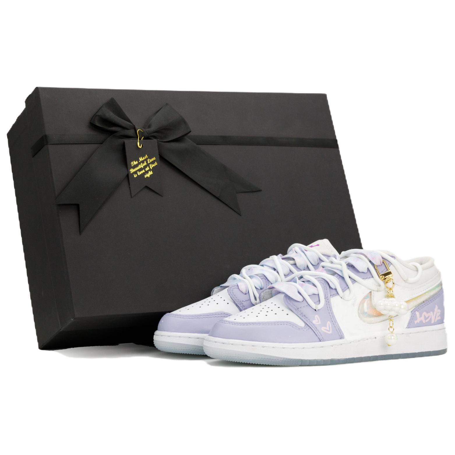 

Jordan Баскетбольные кроссовки Air 1 Purple Romance Box в комплекте. Износостойкие низкие детские кроссовки. Фиолетовые для подростков.