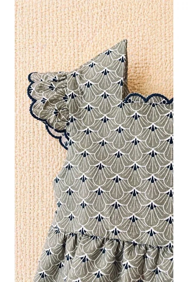 Детский комбинезон для девочек с принтом Aurelle Vintage Wing Sleeve Premium Jumpsuit Molini, Khaki — фото 3