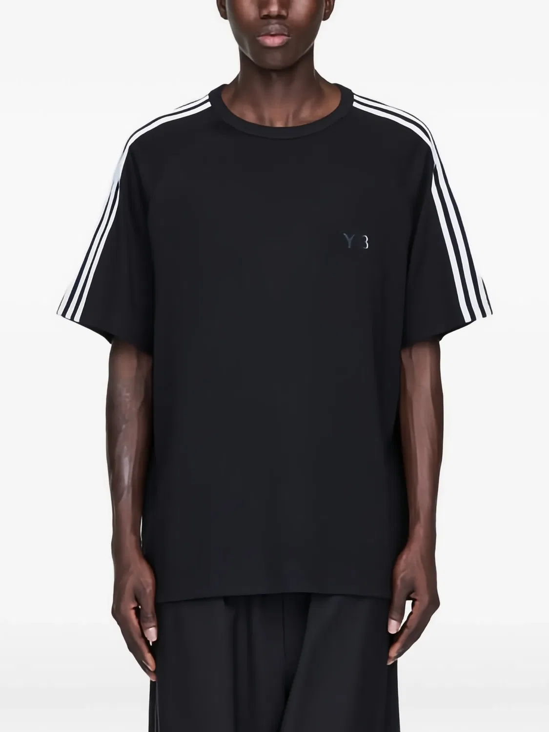 Футболка реглан черная Adidas, черный
