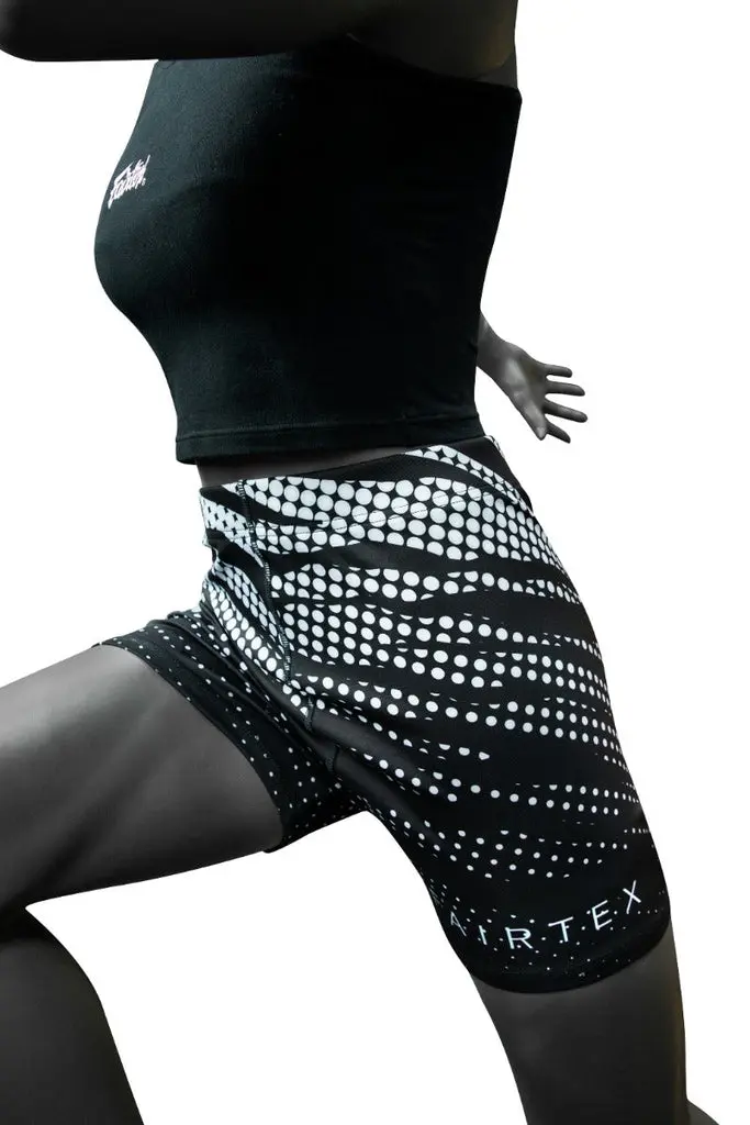 

Компрессионные шорты Fairtex Vale Tudo For Women CP14, размер XL, черный/белый