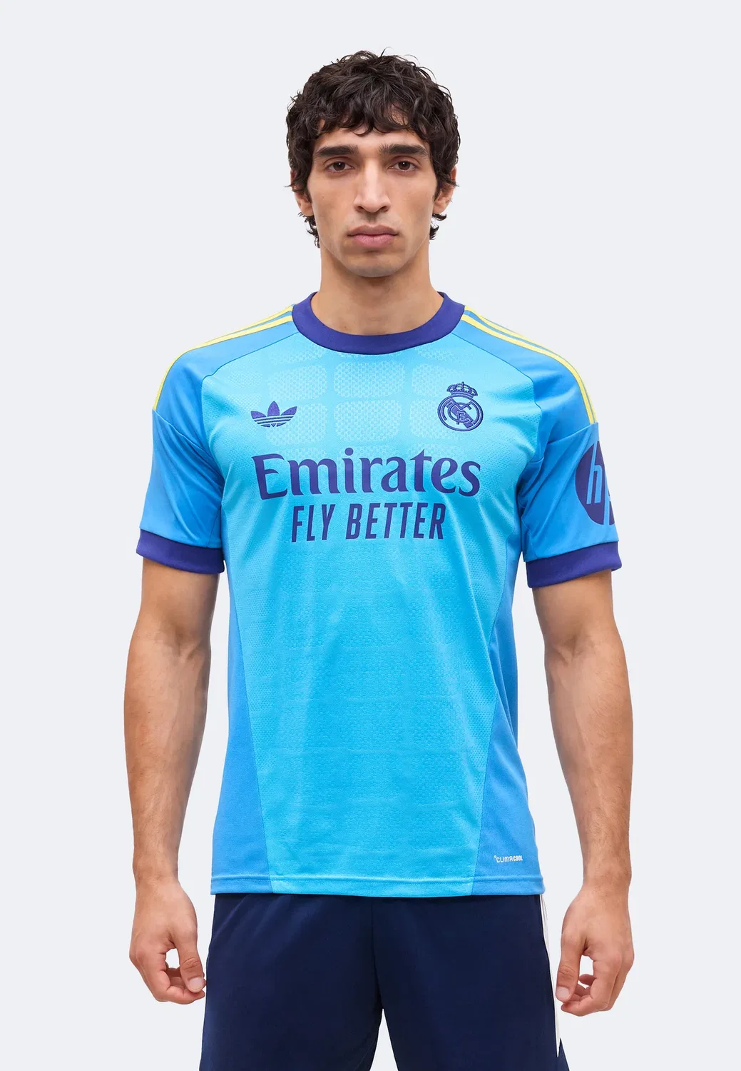 Вратарь "Реала" на выездной матч 26/27 - клубная форма Adidas Originals, App Sky Rush