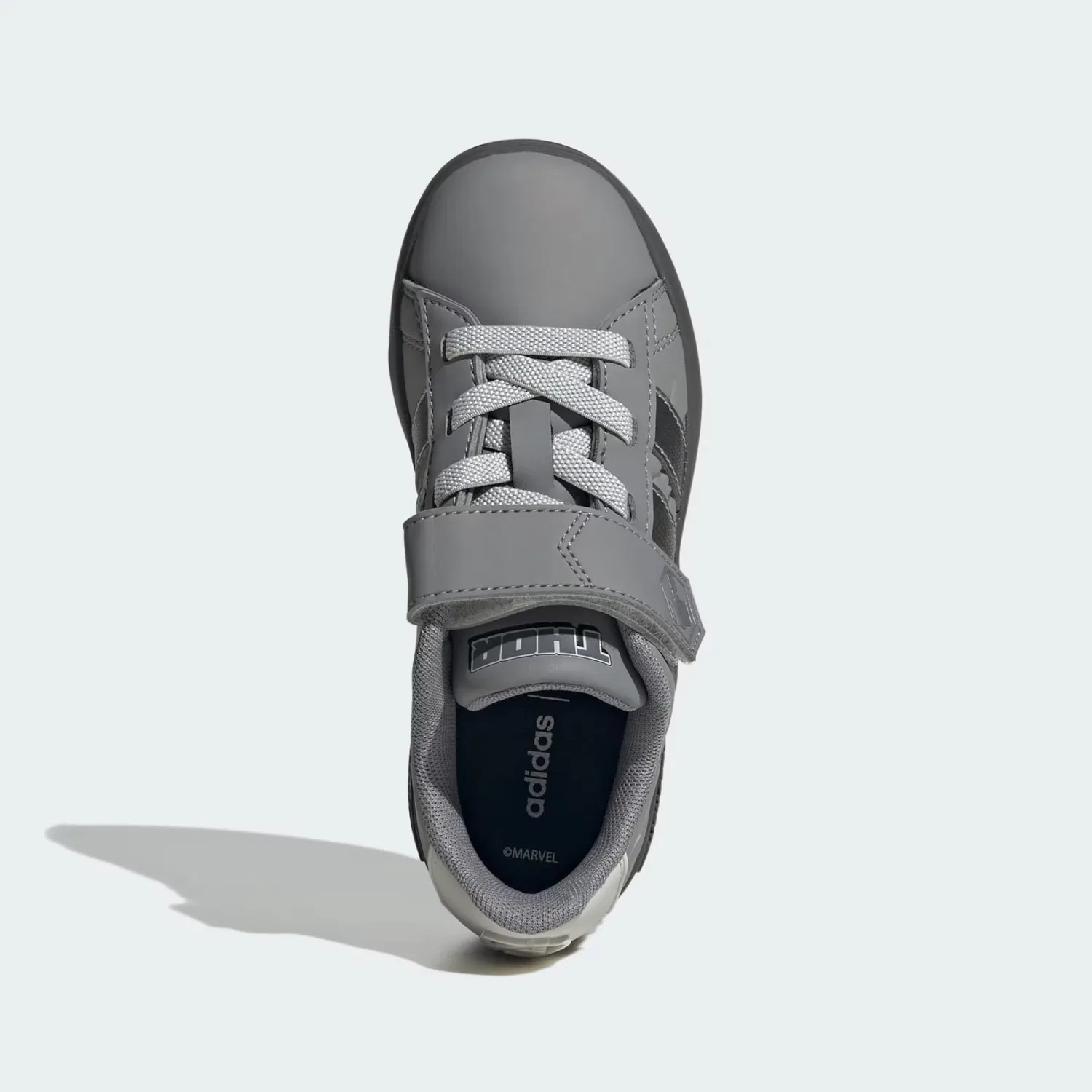Кроссовки Adidas Sportswear Marvel Avengers Grand Court в серебристо-сером и темно-сером цветах — фото 3