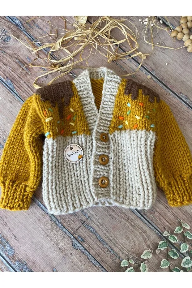 Детский кардиган с принтом Hand knitted unisex cupcake pattern elastic baby cardigan Seraskids, Beige