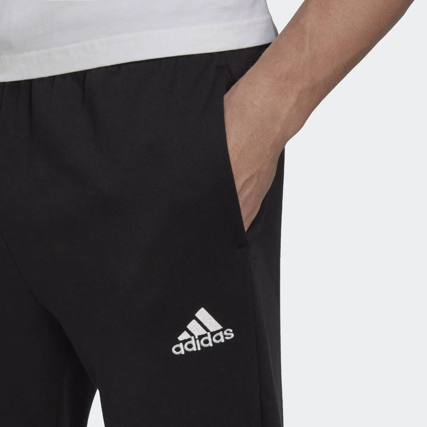 Мужские спортивные штаны из флиса Essentials Fleece Regular Tapered Adidas, Schwarz Weiss — фото 4