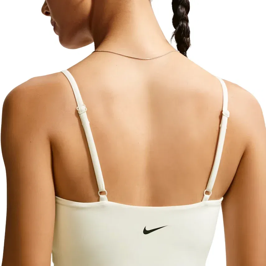 Женский топ One Fitted Tank Top 'White' Nike, белый — фото 4