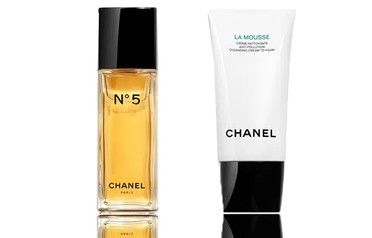 Набор парфюмерной воды и очищающего средства CHANEL, 50 мл + 150 мл, N5, Camellia Cleanser — фото 2