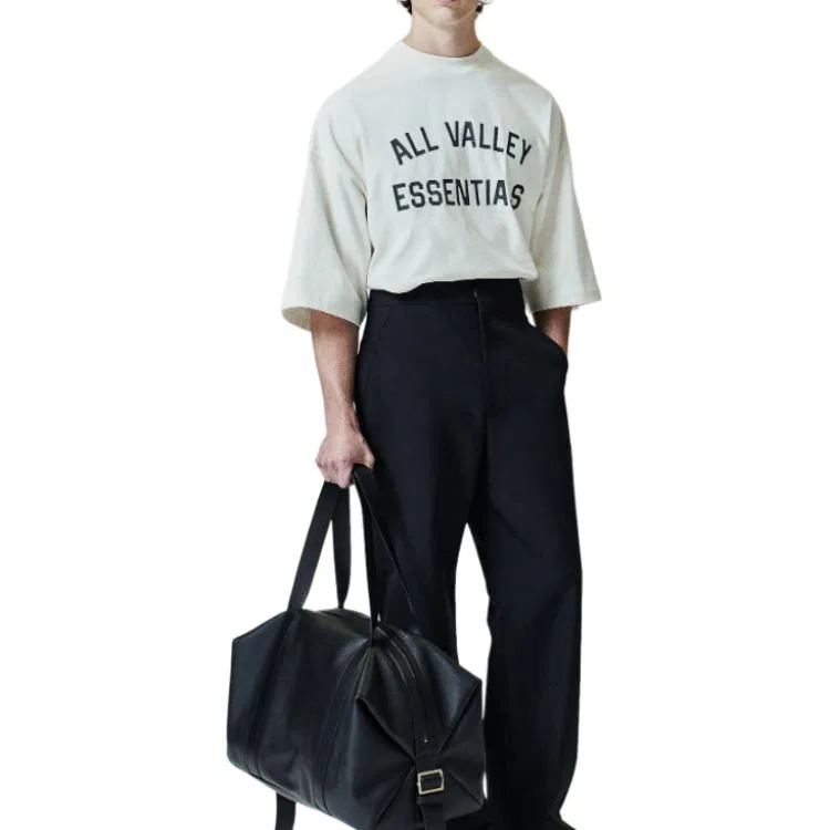 Детская футболка с круглым вырезом Fear Of God Essentials, Ivory — фото 4
