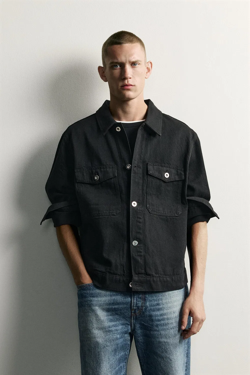 Простая джинсовая куртка ZARA, Black — фото 2