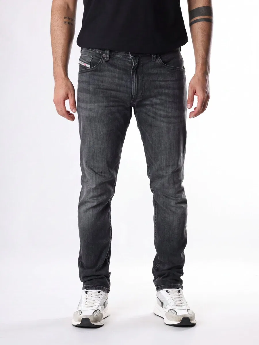Джинсы DIESEL Slim fit 'Thommer-R' темно-серого цвета — фото 2