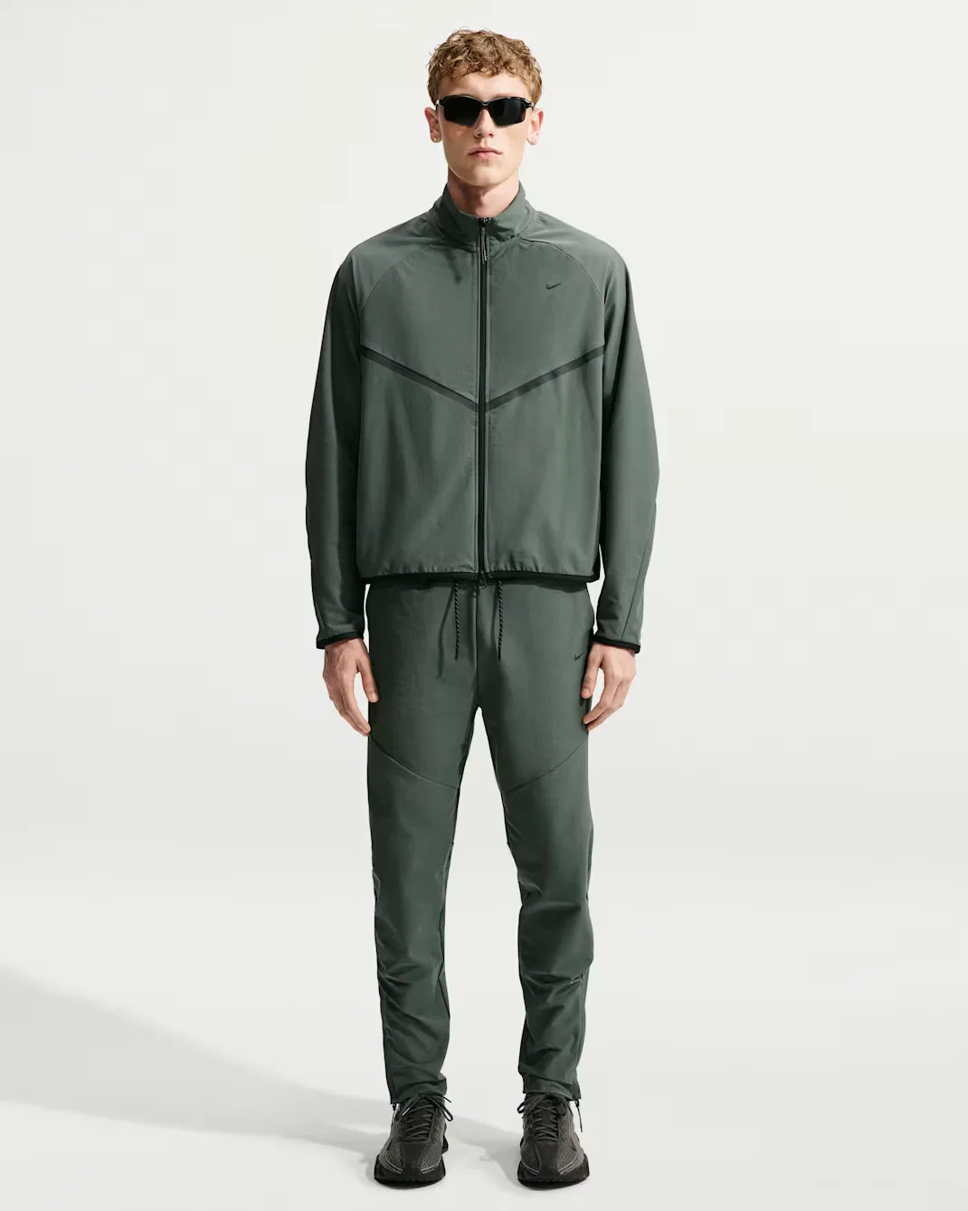 Мужская спортивная куртка Dri-FIT Shori Knit Nike Sportswear Tech, Camo Green/Black — фото 4