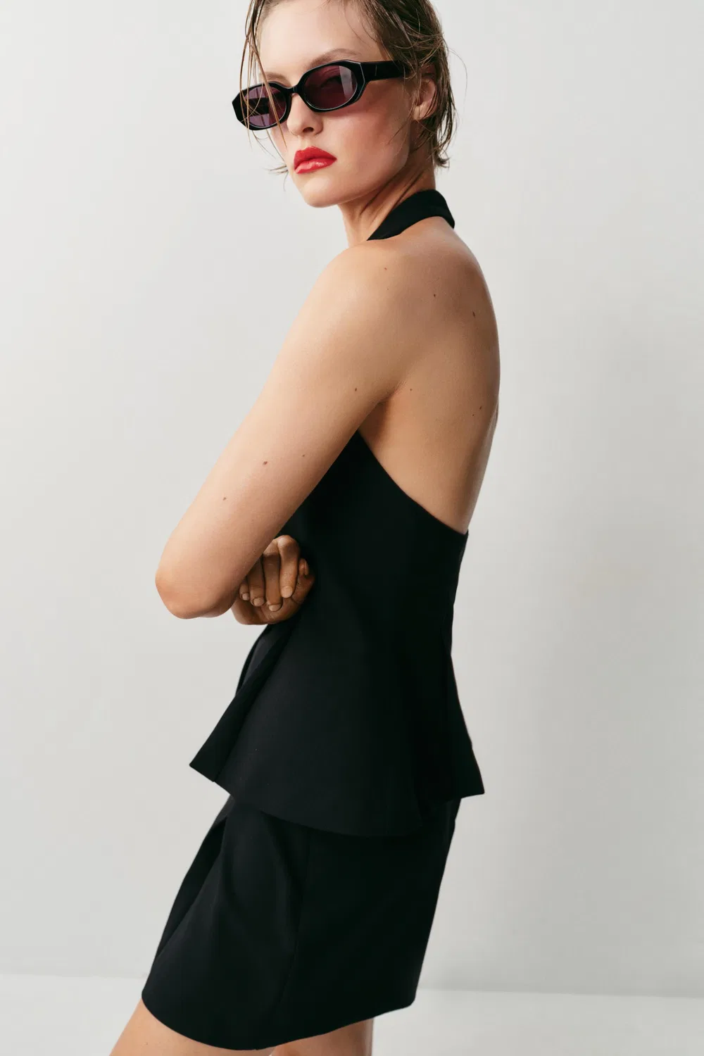 Топ с завязками на шее и обтянутыми пуговицами ZARA, Black — фото 3