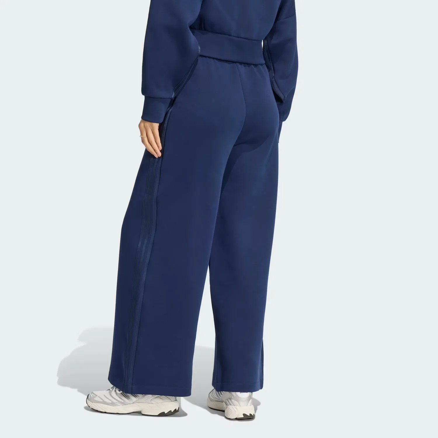 Женские спортивные брюки свободного кроя Spacer Trackpants Adidas Originals, темно-синий — фото 2