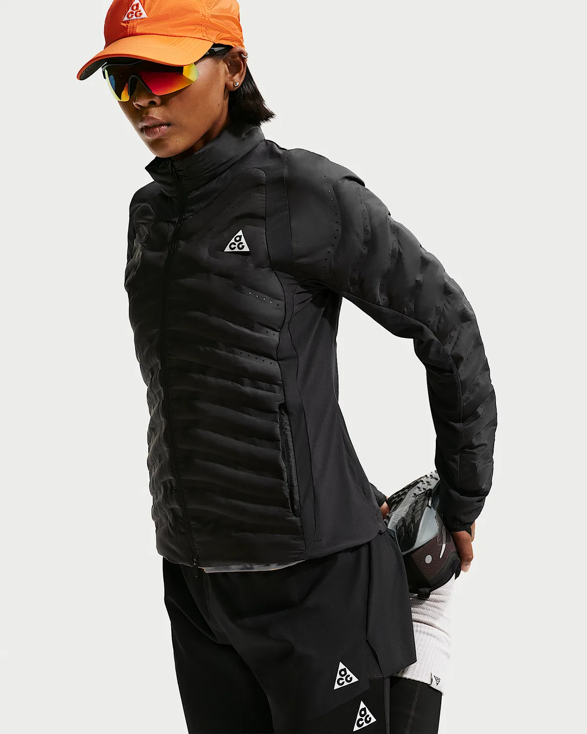 Женская термокуртка для трейлраннинга Nike ACG "Lava Loft" Therma-FIT, Black/Black/Black/Summit White — фото 4