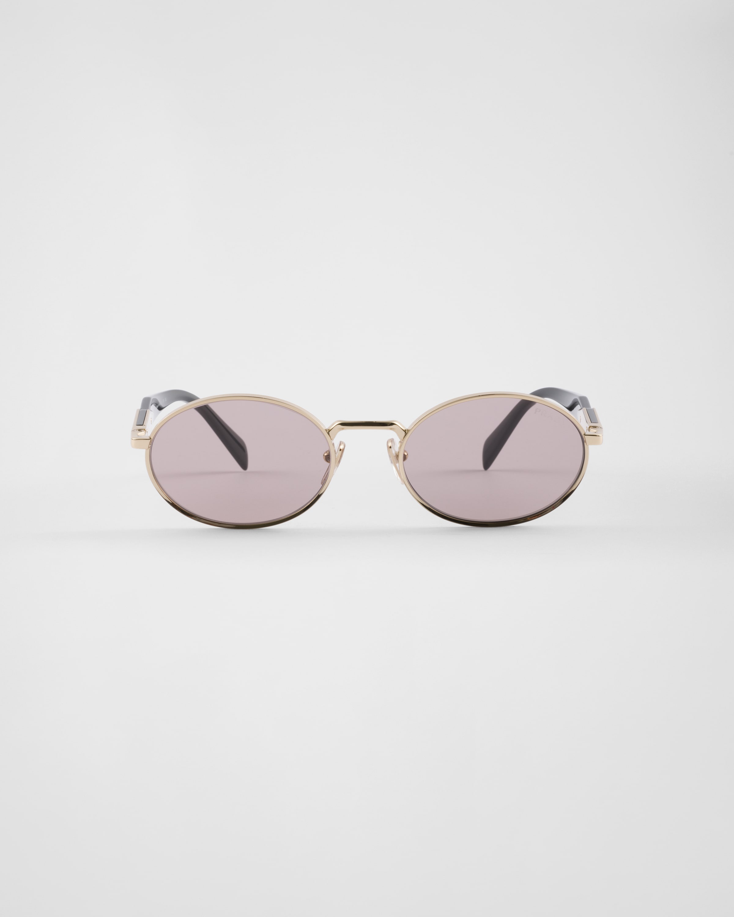 

Солнцезащитные очки из коллекции Prada Eyewear, фиолетовый