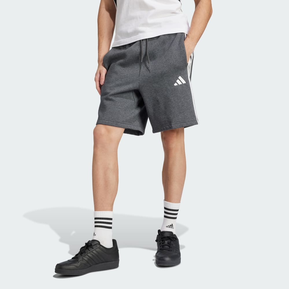 

Шорты Adidas Essentials 3-Stripes Fleece Shorts, цвет Medium Grey Heather/Black