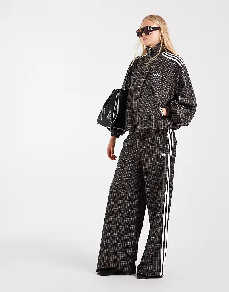 Спортивные брюки Adidas Originals в клетку, ночной коричневый