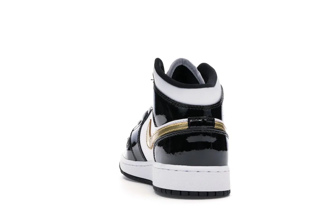 Детские кроссовки с патентованной кожей Jordan 1 Mid Jordan, Black/White-Metallic Gold — фото 4