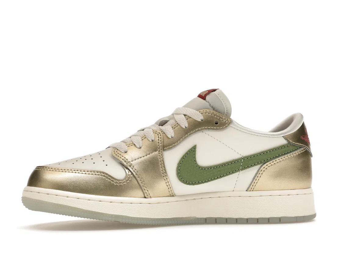 Детские кроссовки Lifestyle с принтом Jordan 1 Low OG Jordan, Sail/Oil Green/Metallic Gold Grain/Saturn Gold/Cedar — фото 3