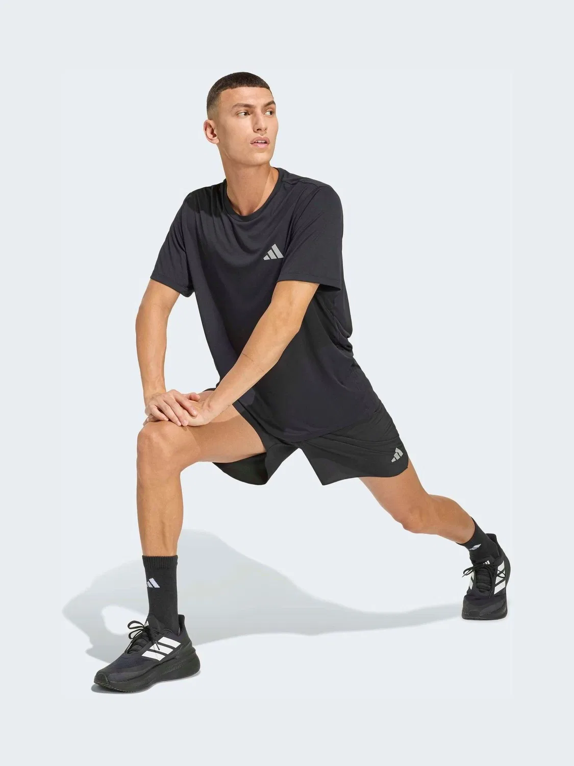Шорты беговые Adi365 Running Essentials adidas, черный — фото 3