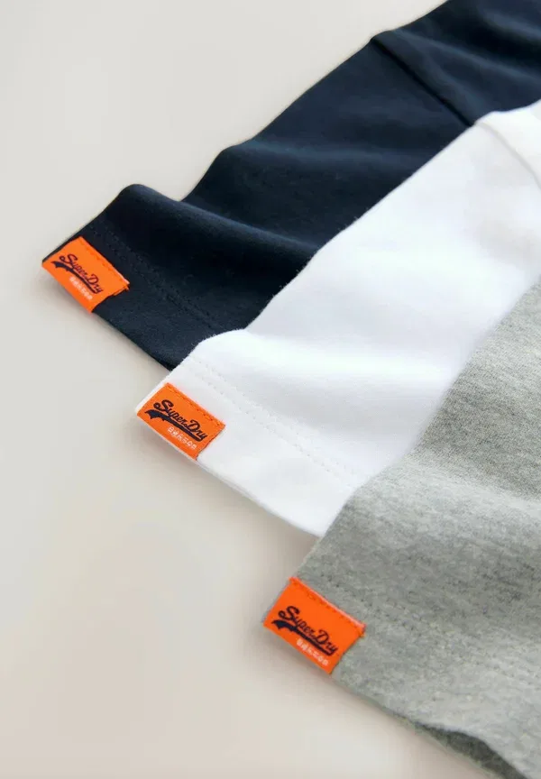 Футболки комплект 3 шт Regular Fit Basic T-shirt Superdry & Co, белый, темно-синий — фото 3