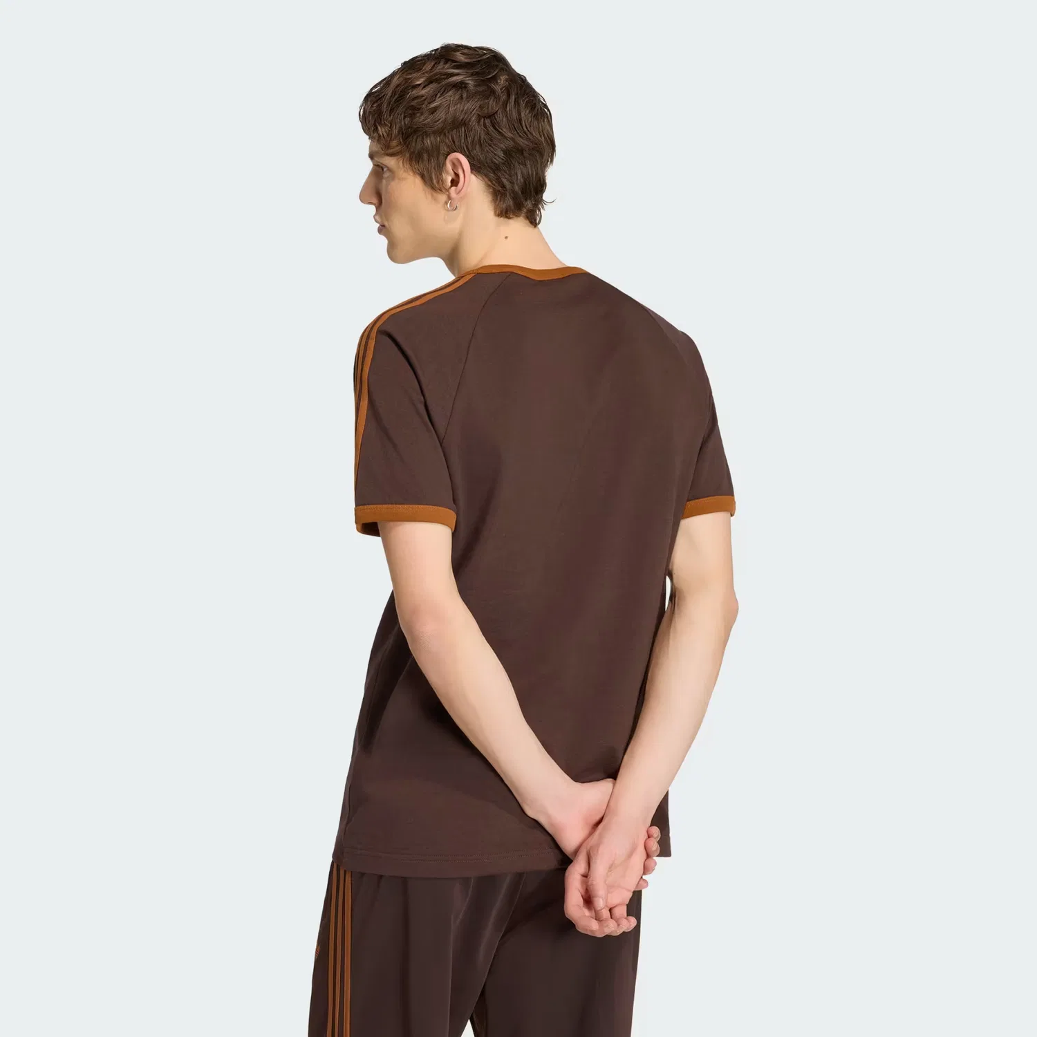 Мужская футболка с 3 полосами на рукавах 3-Stripes T-Shirt Adidas Originals, Aurora Coffee/Dusky Bronze — фото 3