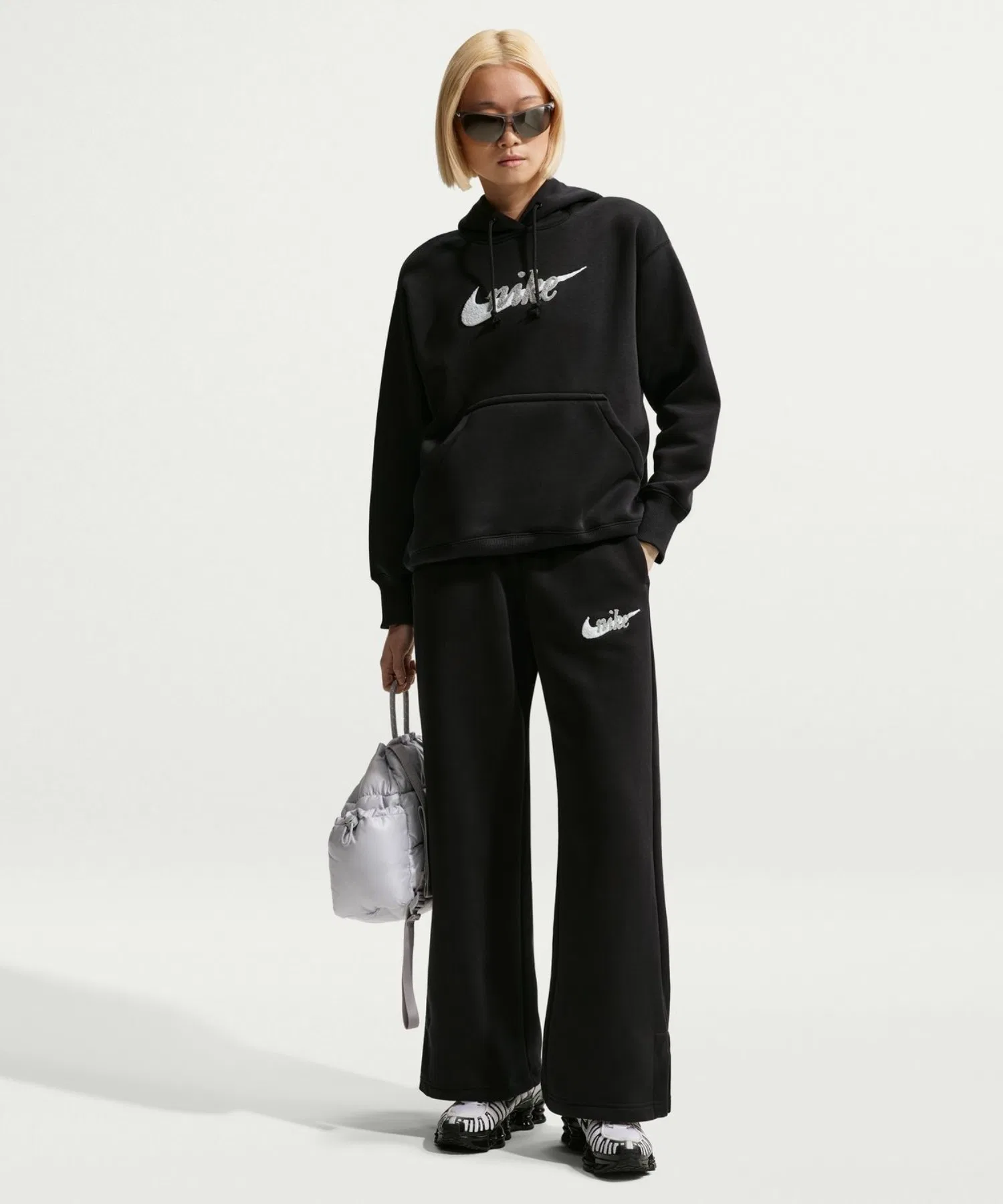 Женские флисовые брюки Nike NSW PHNX HR с логотипом WL — фото 4