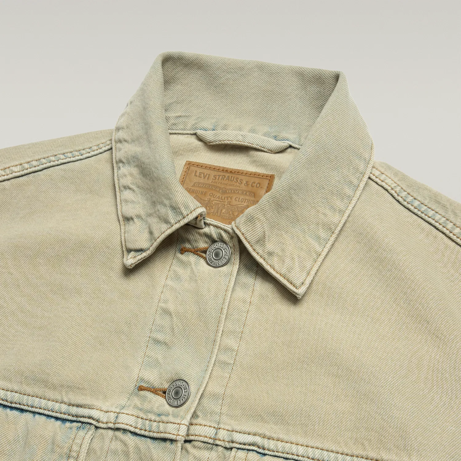 Женская джинсовая куртка с лацканами, прямой крой, Levis, Gray Blue — фото 4