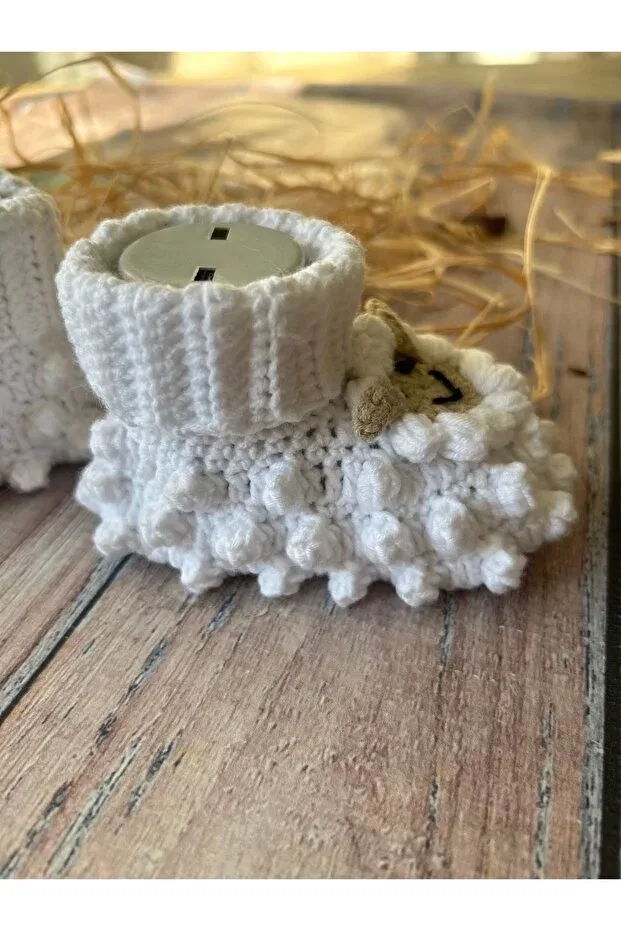 Детские пинетки для новорожденных с рисунком Hand Knitted White Lamb Figured Baby Panduf Booties Seraskids, White — фото 4