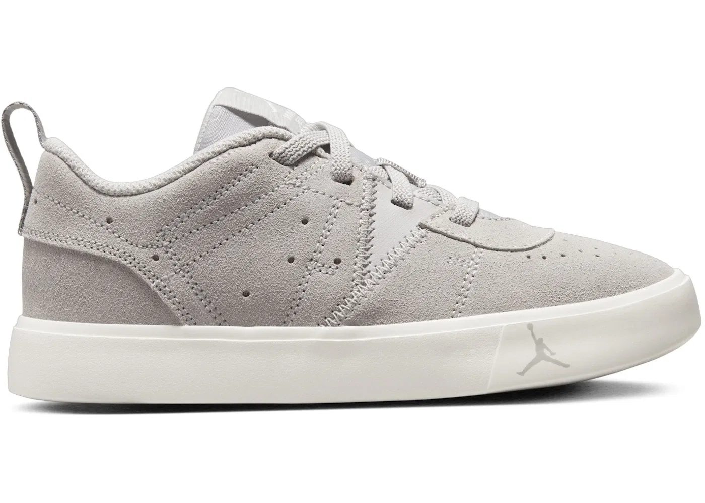 Детские кроссовки Lifestyle Jordan Series ES ALT Jordan, Light Iron Ore/Sail