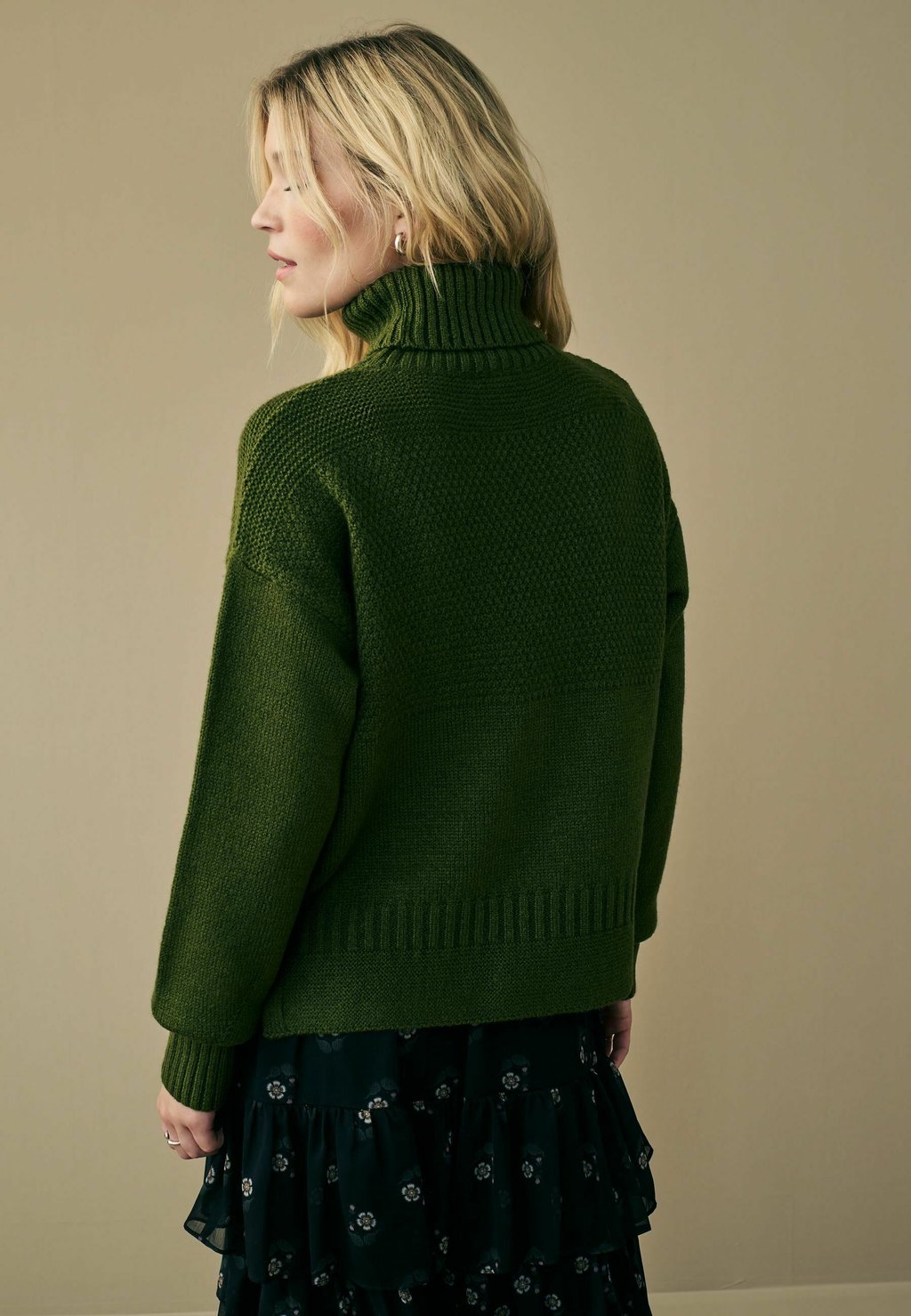 

Джемпер Laura Ashley, зеленый