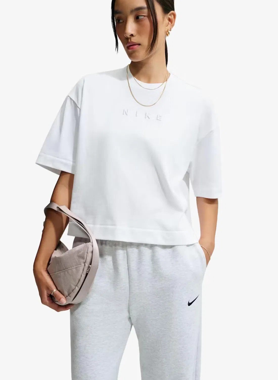 Футболка с принтом W Nsw Luxe Ss Tee Boxy Fa26 Nike, белый — фото 3