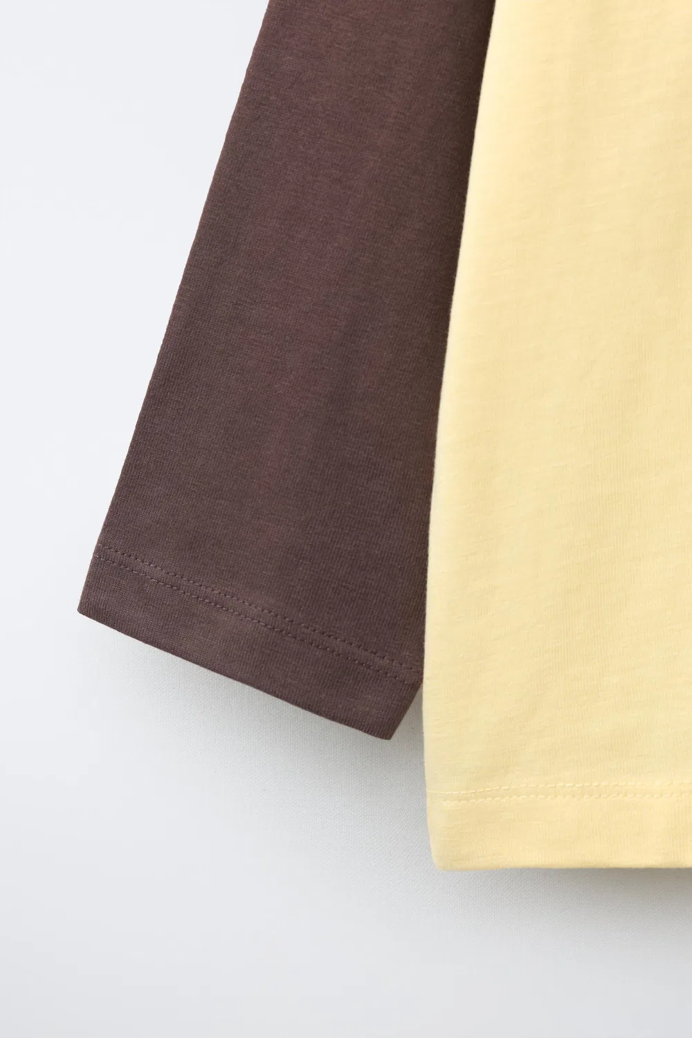 Футболка с вышитым текстом и рукавами реглан. ZARA, Brown — фото 4